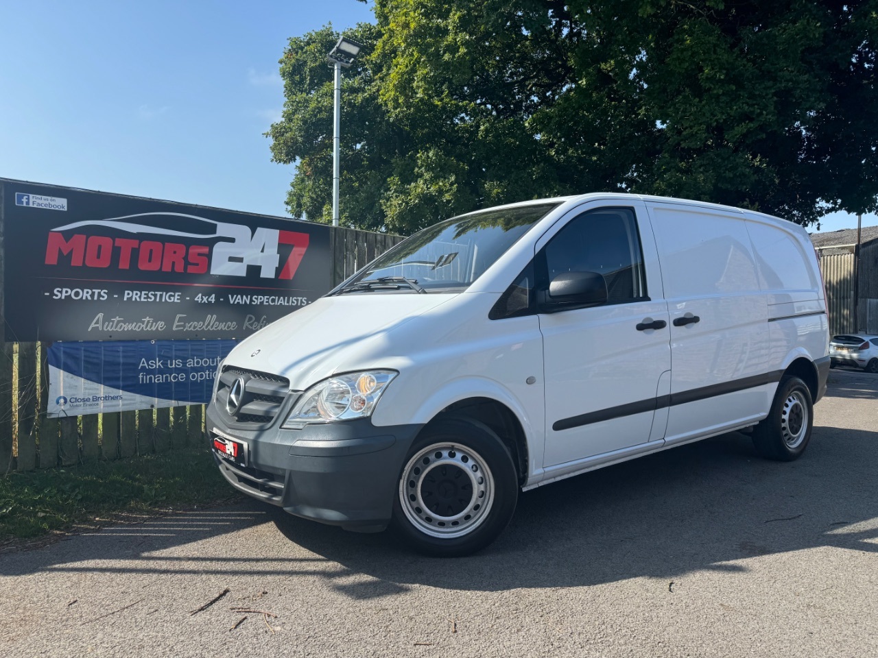 2011 Mercedes-Benz Vito